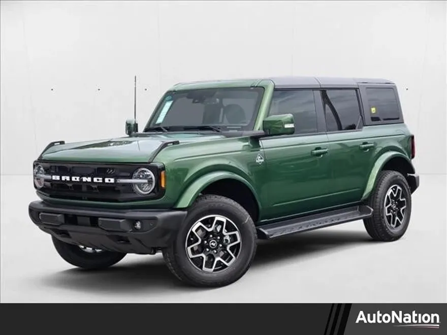 2025 Ford Bronco Outer Banks photo 1