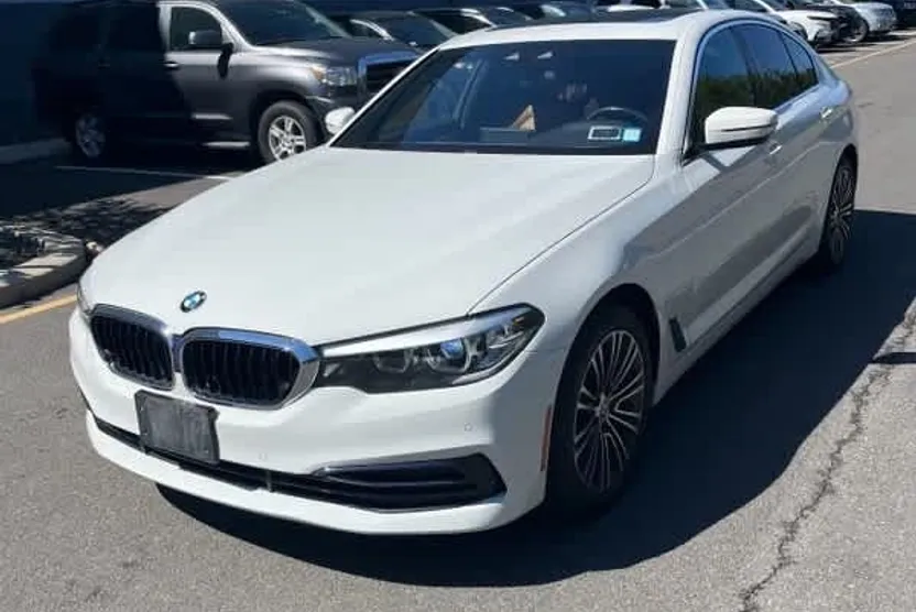 2019 Bmw 530i xDrive Sedan photo 1