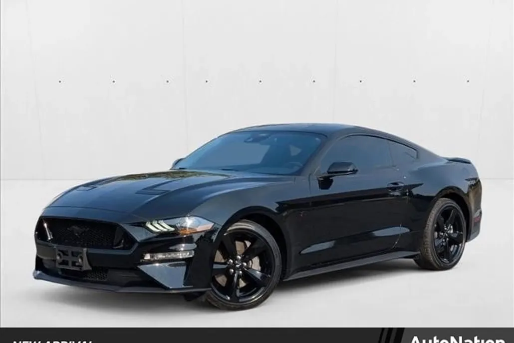 2022 Ford Mustang GT photo 1