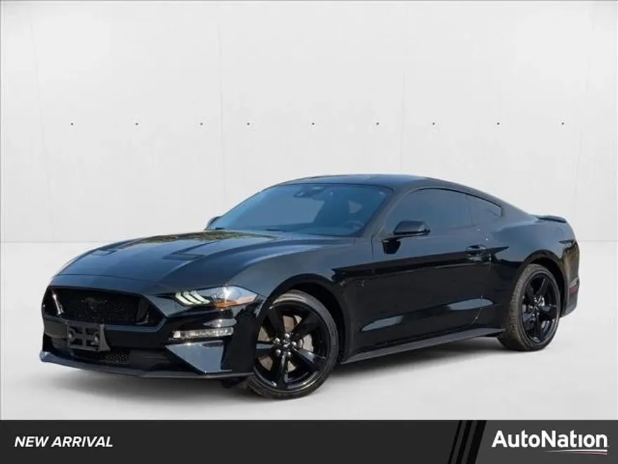 2022 Ford Mustang GT photo 1