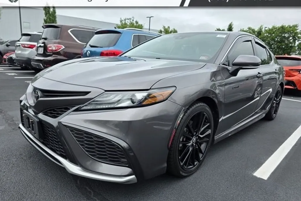 2021 Toyota Camry XSE photo 1