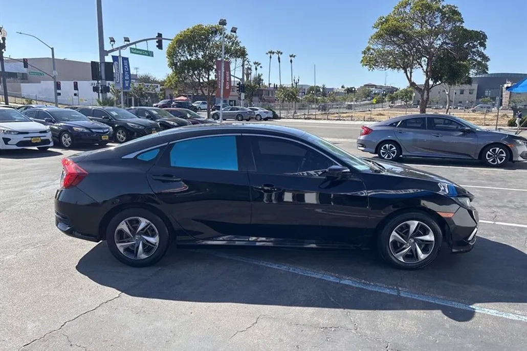 2019 Honda Civic LX photo 1