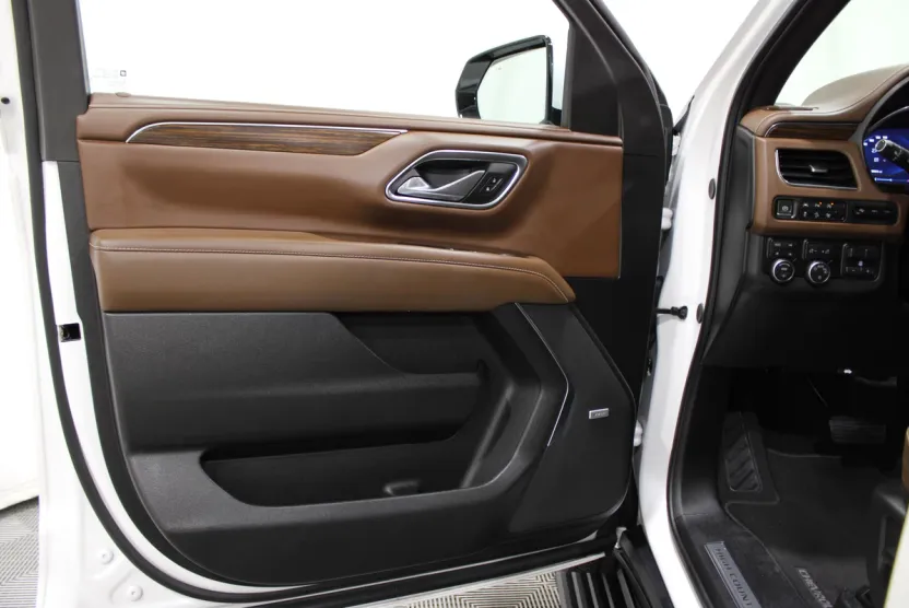 2023 Chevrolet Tahoe High Country photo 1