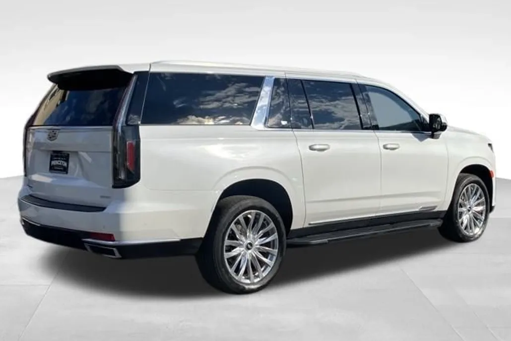 2021 Cadillac Escalade ESV Premium Luxury photo 1