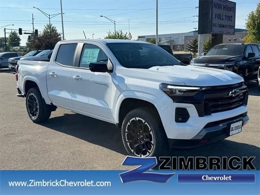 2026 Chevrolet Colorado Z71 photo 1