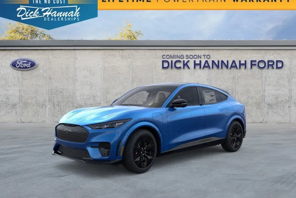 2025 Ford Mustang Mach-E GT photo 1