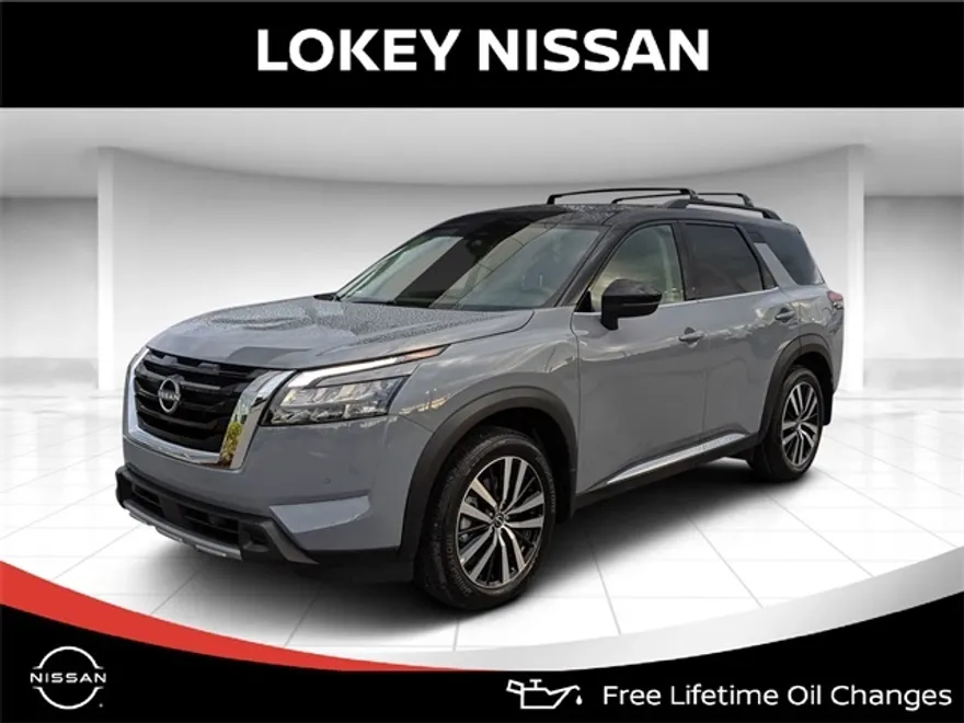 2025 Nissan Pathfinder Platinum photo 1