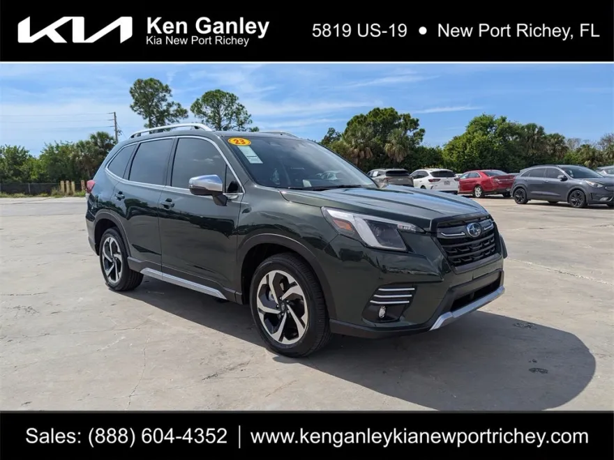 2023 Subaru Forester Touring photo 1