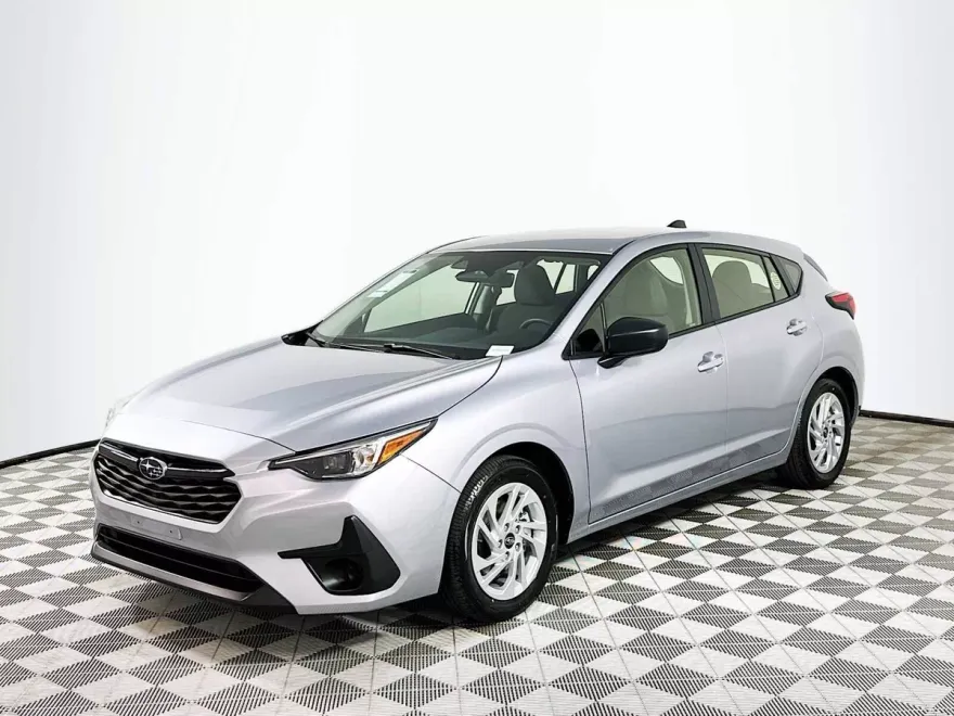 2024 Subaru Impreza Base photo 1