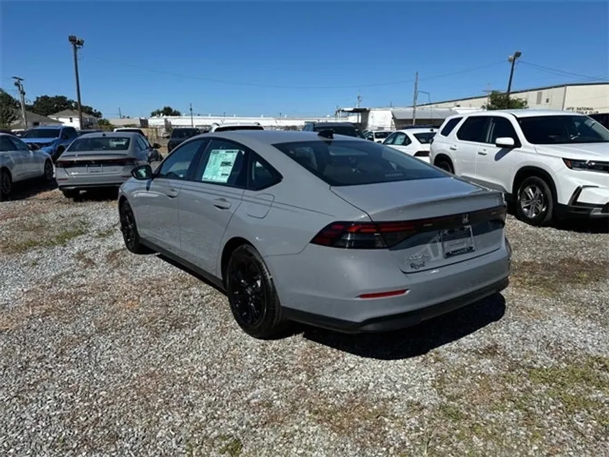 2025 Honda Accord SE photo 1