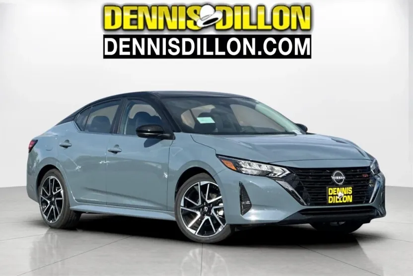 2025 Nissan Sentra SR photo 1