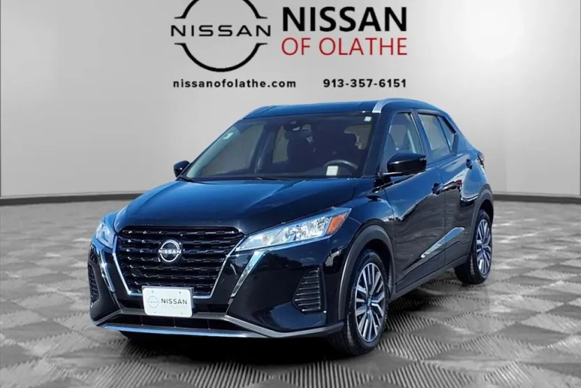 2022 Nissan Kicks SV photo 1