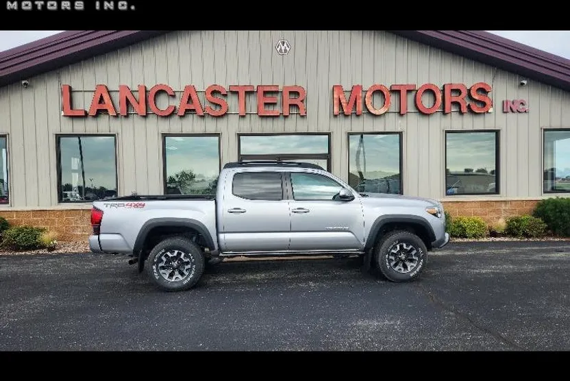 2019 Toyota Tacoma 4x4 Double Cab V6 photo 1