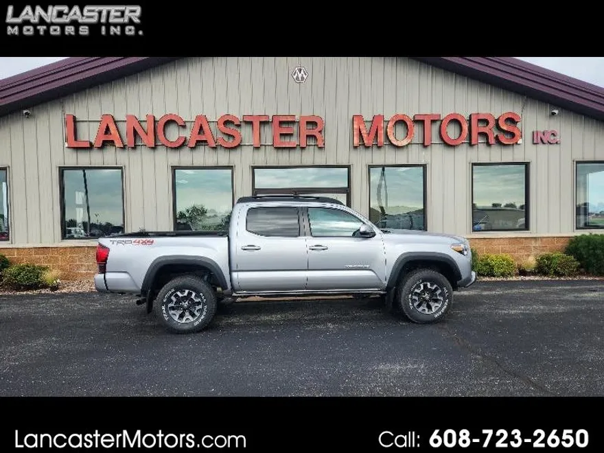 2019 Toyota Tacoma 4x4 Double Cab V6 photo 1