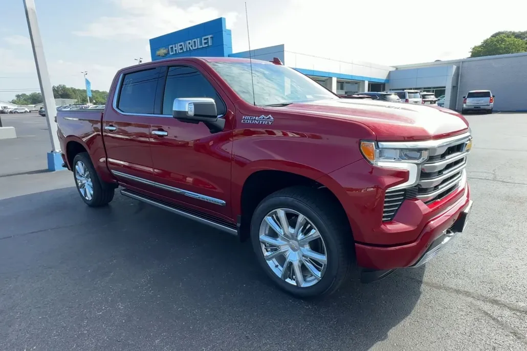 2025 Chevrolet Silverado 1500 High Country photo 1
