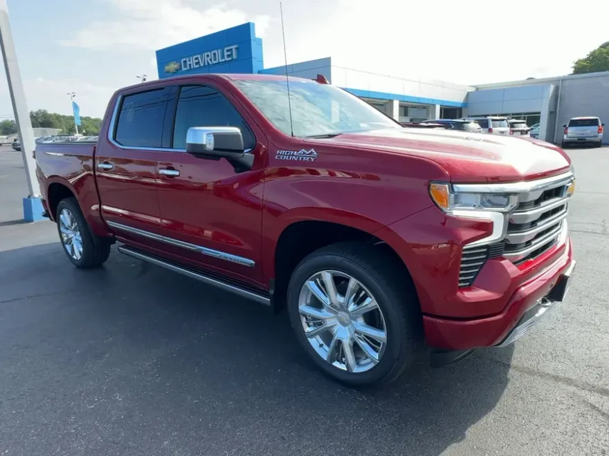 2025 Chevrolet Silverado 1500 High Country photo 1