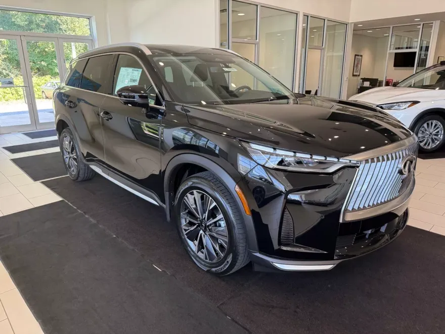 2026 Infiniti QX60 Luxe photo 1