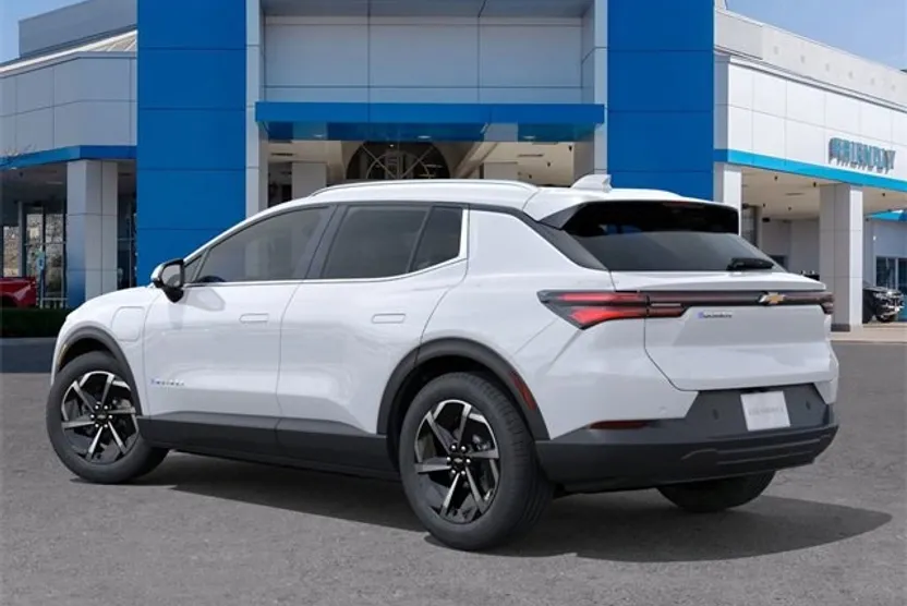 2026 Chevrolet Equinox EV 1LT photo 1