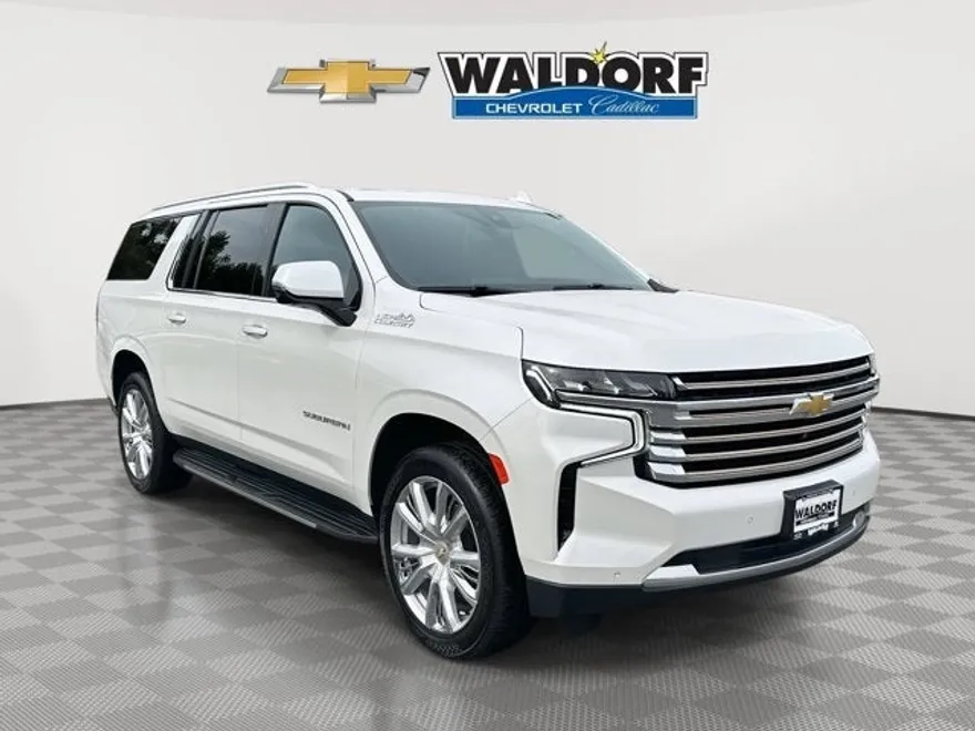 2021 Chevrolet Suburban High Country photo 1