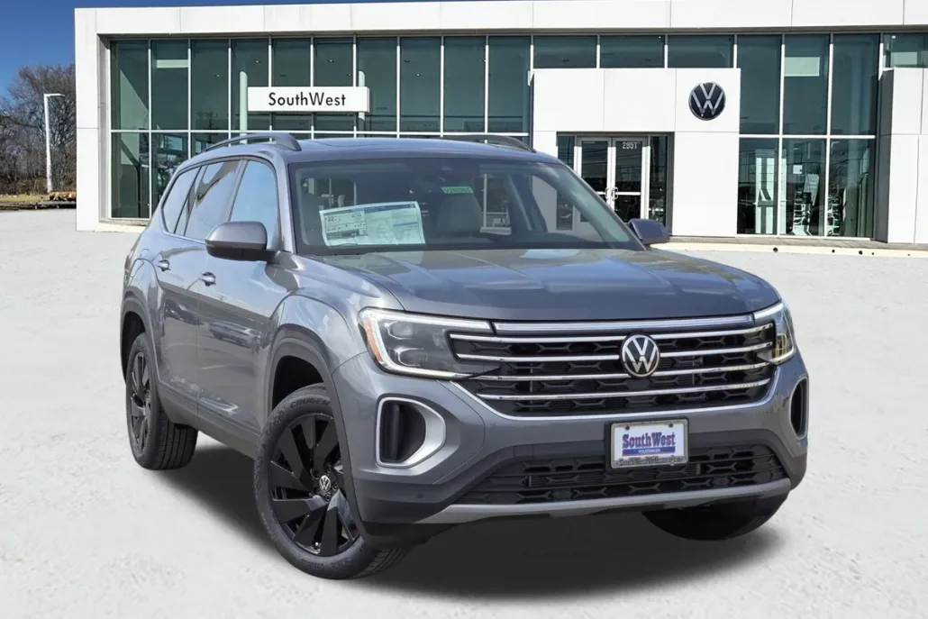 2025 Volkswagen Atlas SE Technology photo 1