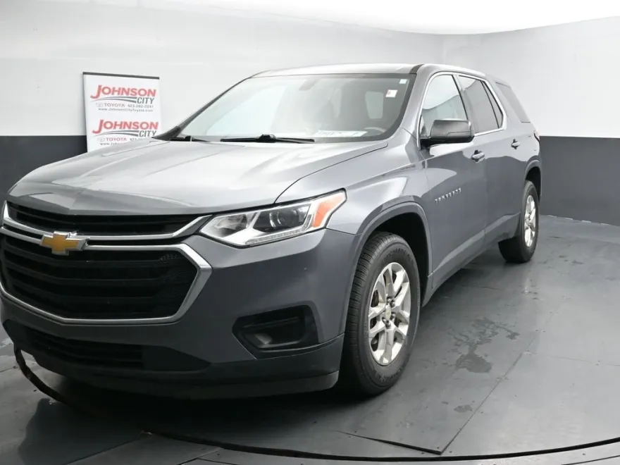 2020 Chevrolet Traverse LS photo 1