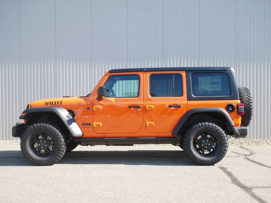 2025 Jeep Wrangler Willys photo 1