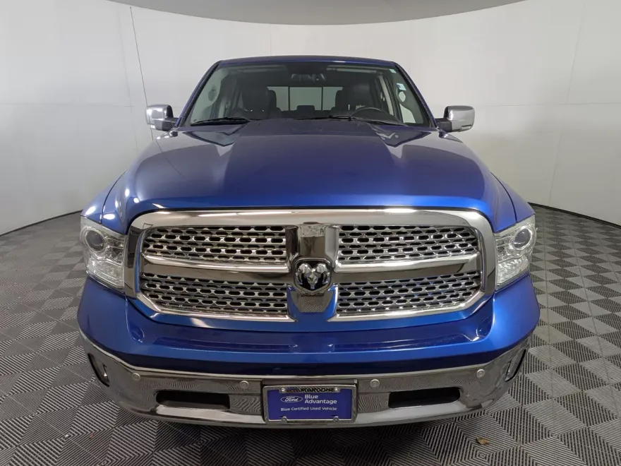 2017 Ram 1500 Laramie photo 1