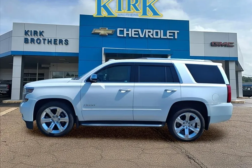 2019 Chevrolet Tahoe Premier photo 1