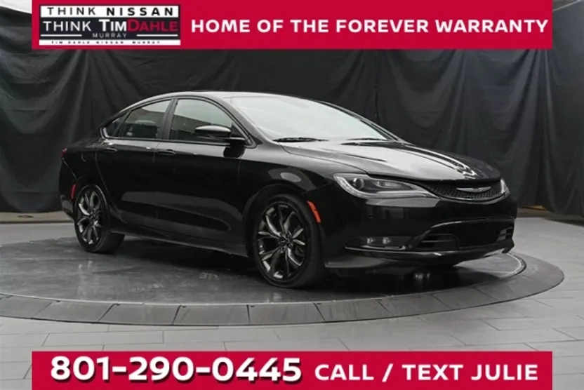 2016 Chrysler 200 S photo 1