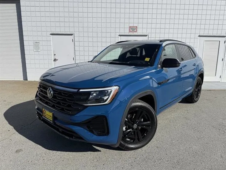 2025 Volkswagen Atlas Cross Sport SEL R-Line photo 1
