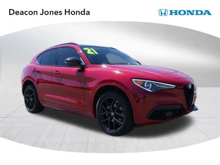 2021 Alfa Romeo Stelvio Ti photo 1