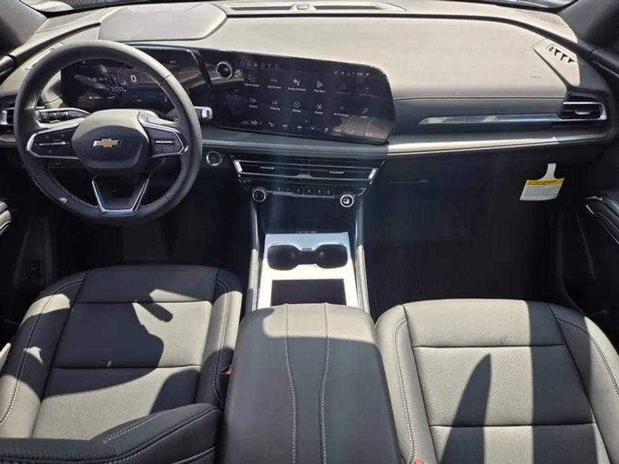 2026 Chevrolet Traverse photo 1