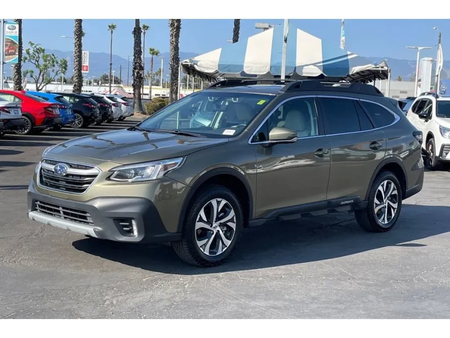 2022 Subaru Outback Limited photo 1