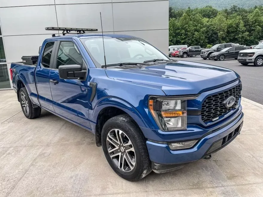 2023 Ford F-150 XL photo 1