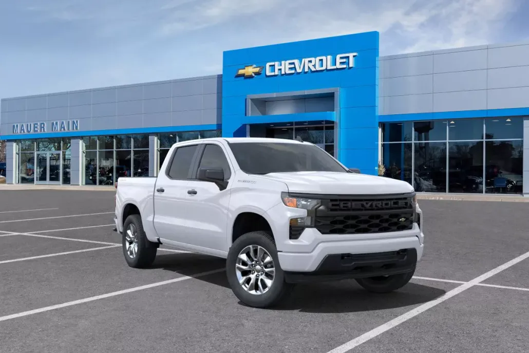 2025 Chevrolet Silverado 1500 Custom photo 1