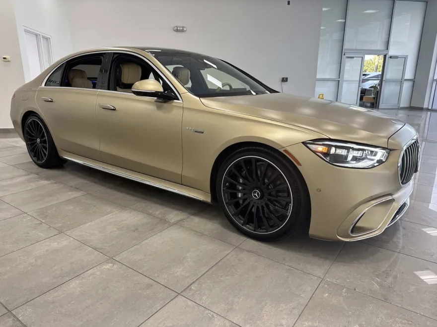 2024 Mercedes Benz S 63 e AMG 4MATIC photo 1