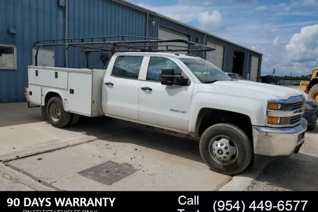 2017 Chevrolet Silverado 3500HD photo 1