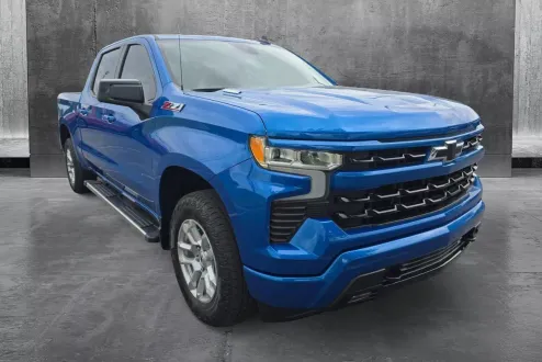 2023 Chevrolet Silverado 1500 RST photo 3