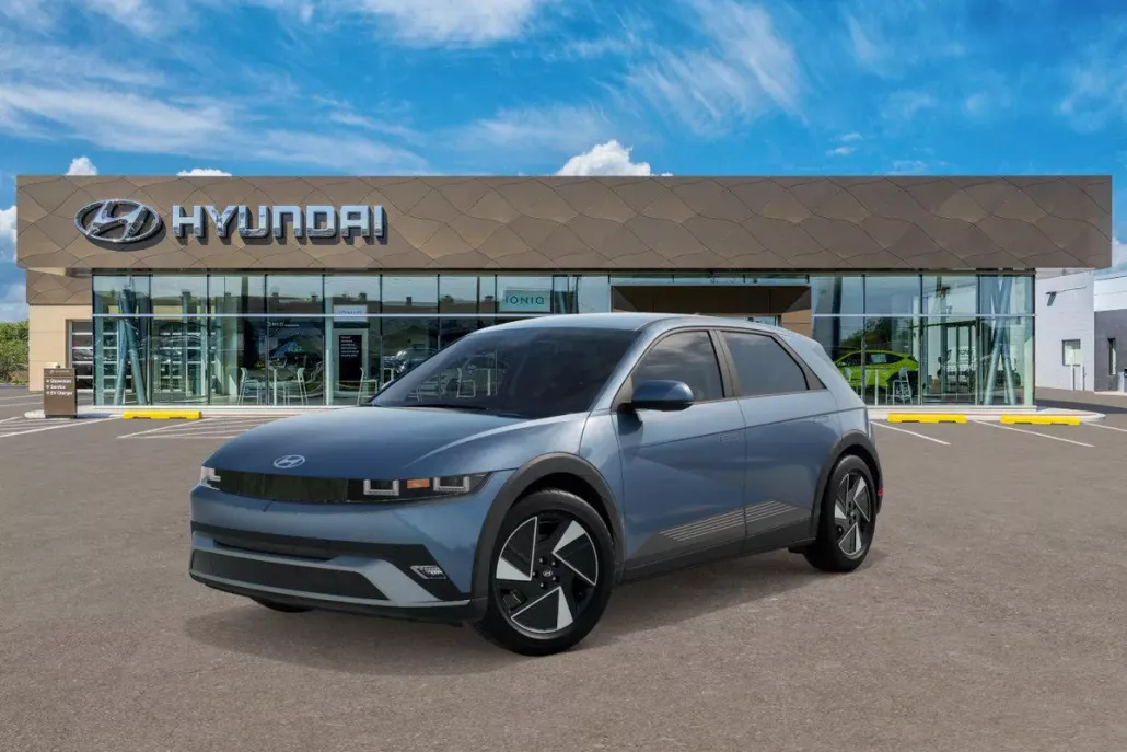 2025 Hyundai Ioniq 5 SE photo 1