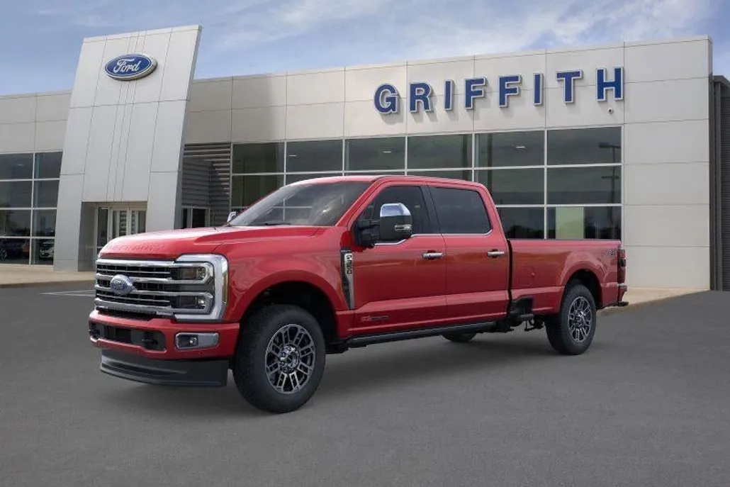 2025 Ford F-350 Platinum photo 1