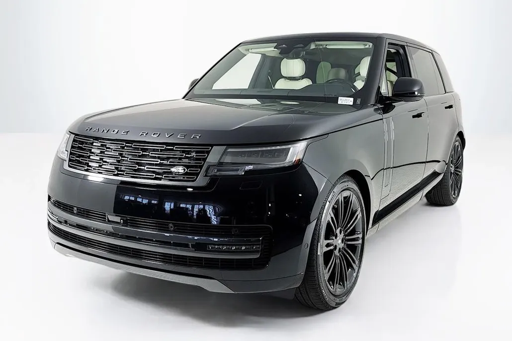 2025 Land Rover Range Rover SE photo 1