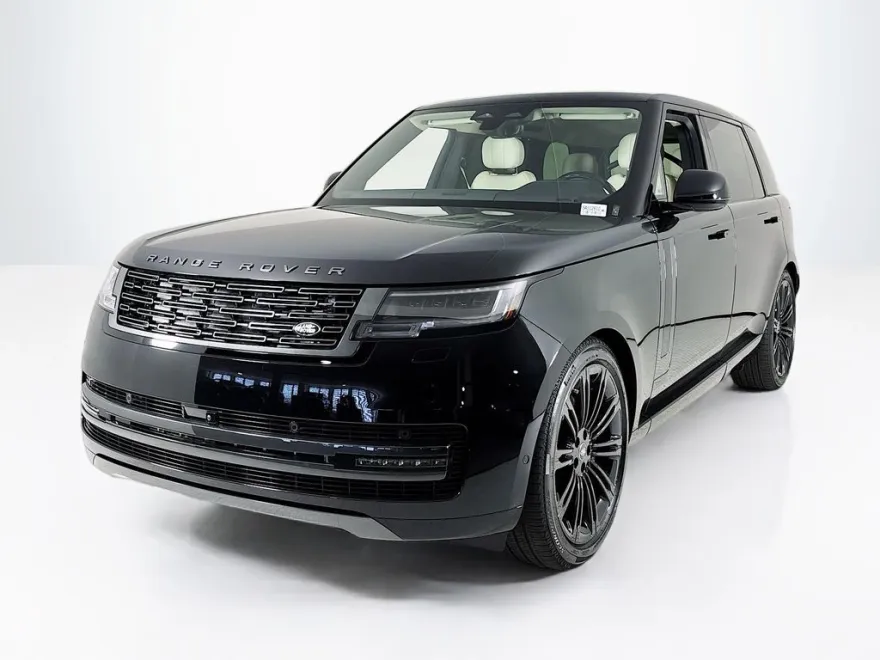 2025 Land Rover Range Rover SE photo 1