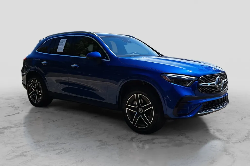 2024 Mercedes Benz GLC 300 photo 1