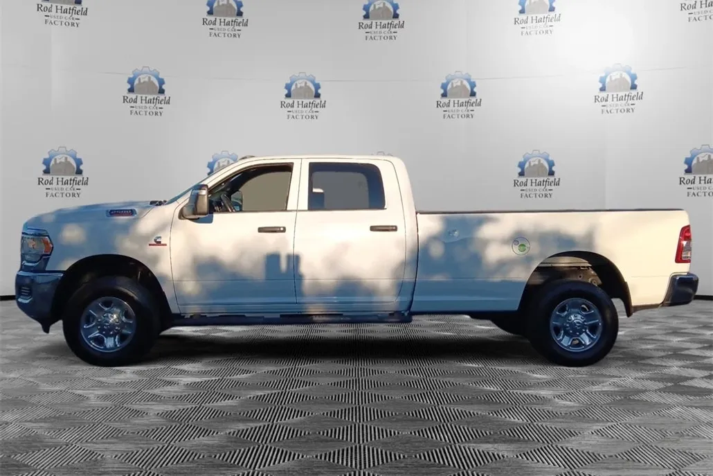 2023 Ram 2500 Tradesman photo 1