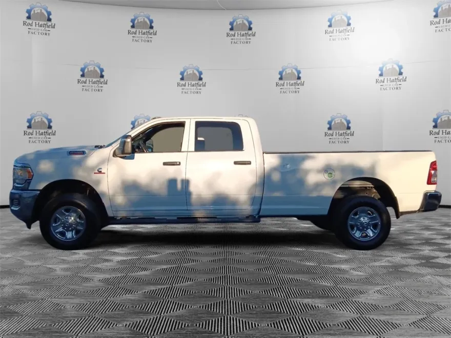 2023 Ram 2500 Tradesman photo 1