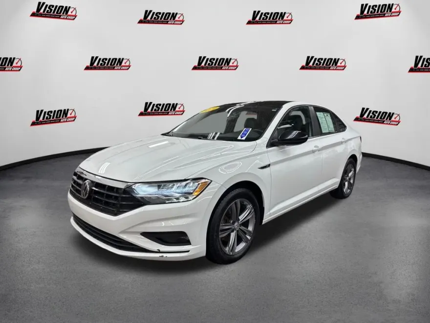 2019 Volkswagen Jetta R-Line photo 1
