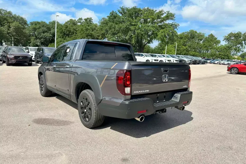2022 Honda Ridgeline RTL-E photo 1