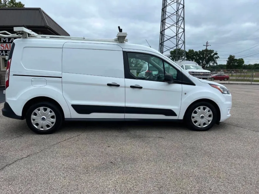 2019 Ford Transit Connect XLT photo 1