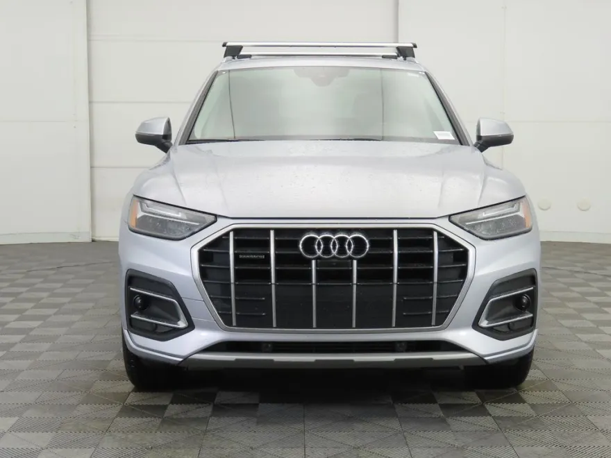 2023 Audi Q5 40 Premium Plus photo 1
