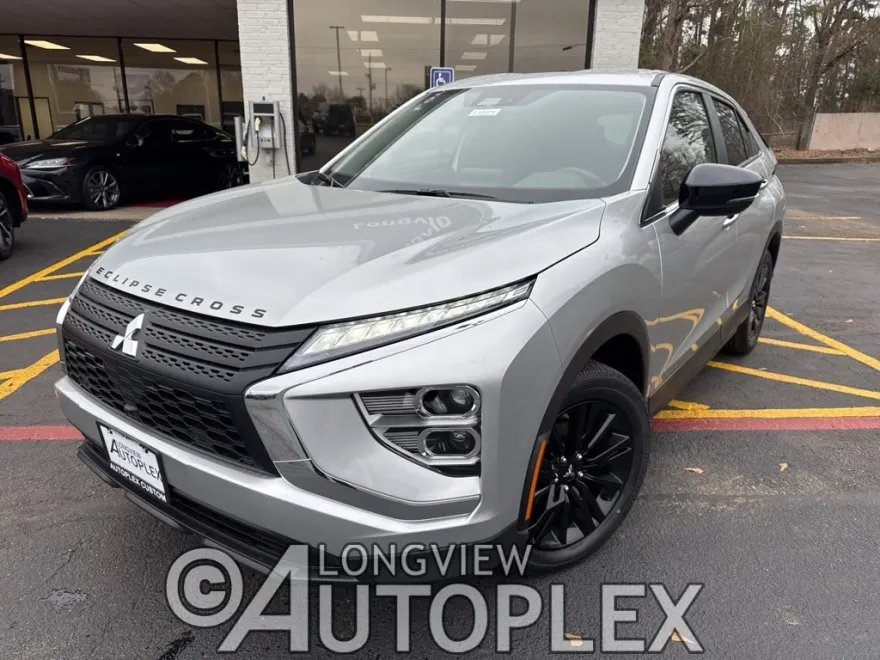 2025 Mitsubishi Eclipse Cross LE photo 1